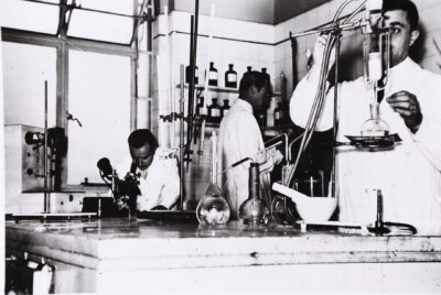 Laboratorio Correo Central