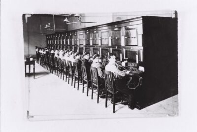 Sala de comunicaciones Oficina "Buen orden"