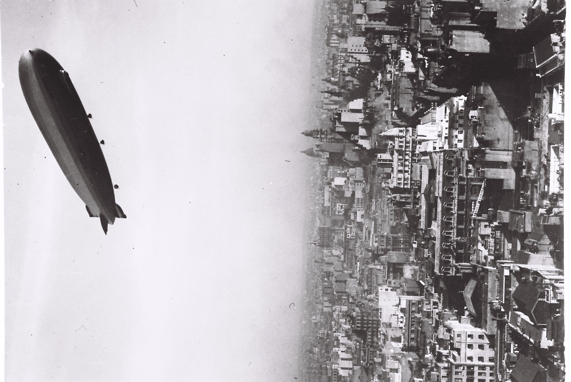 Zeppelin volando sobre Buenos Aires
