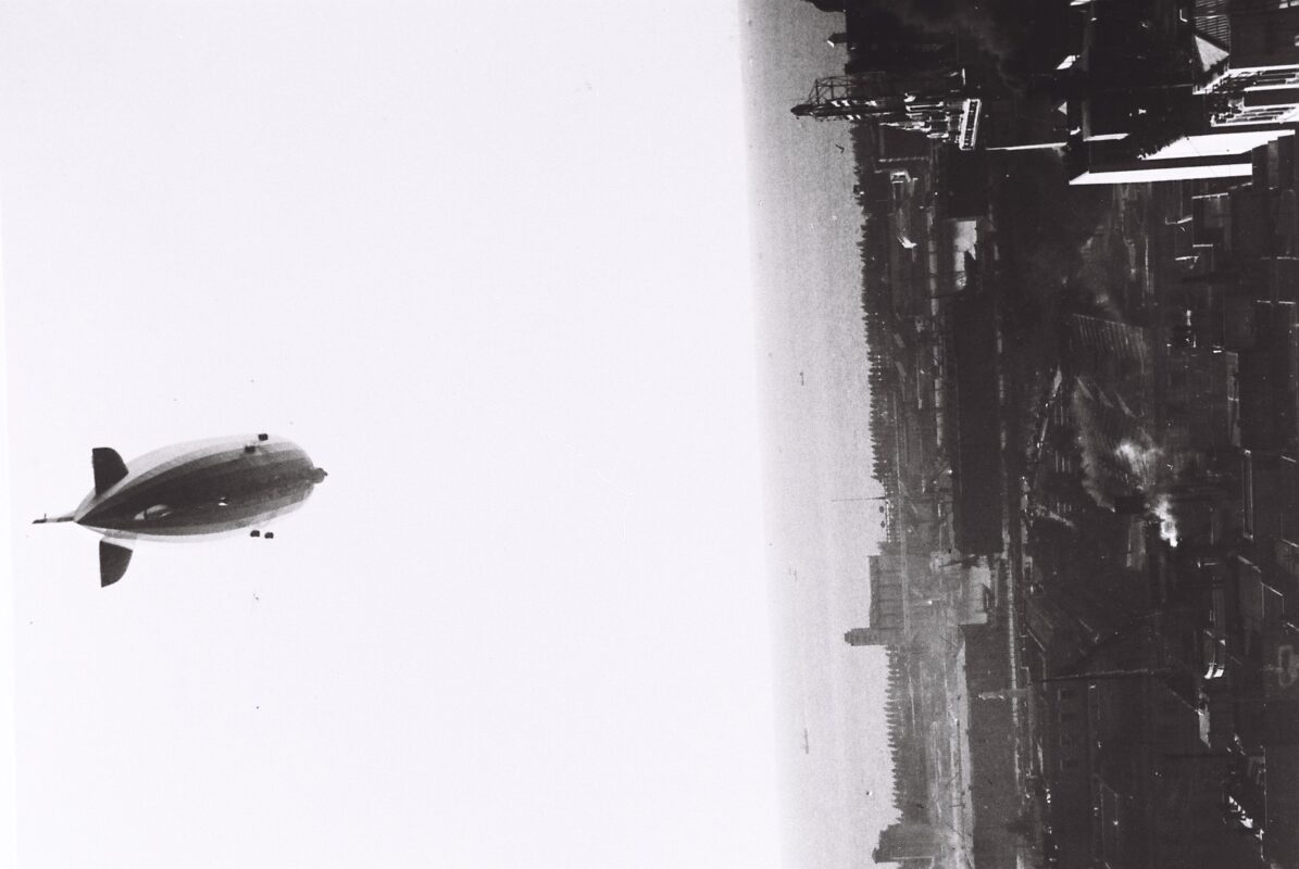 Zeppelin volando sobre Buenos Aires