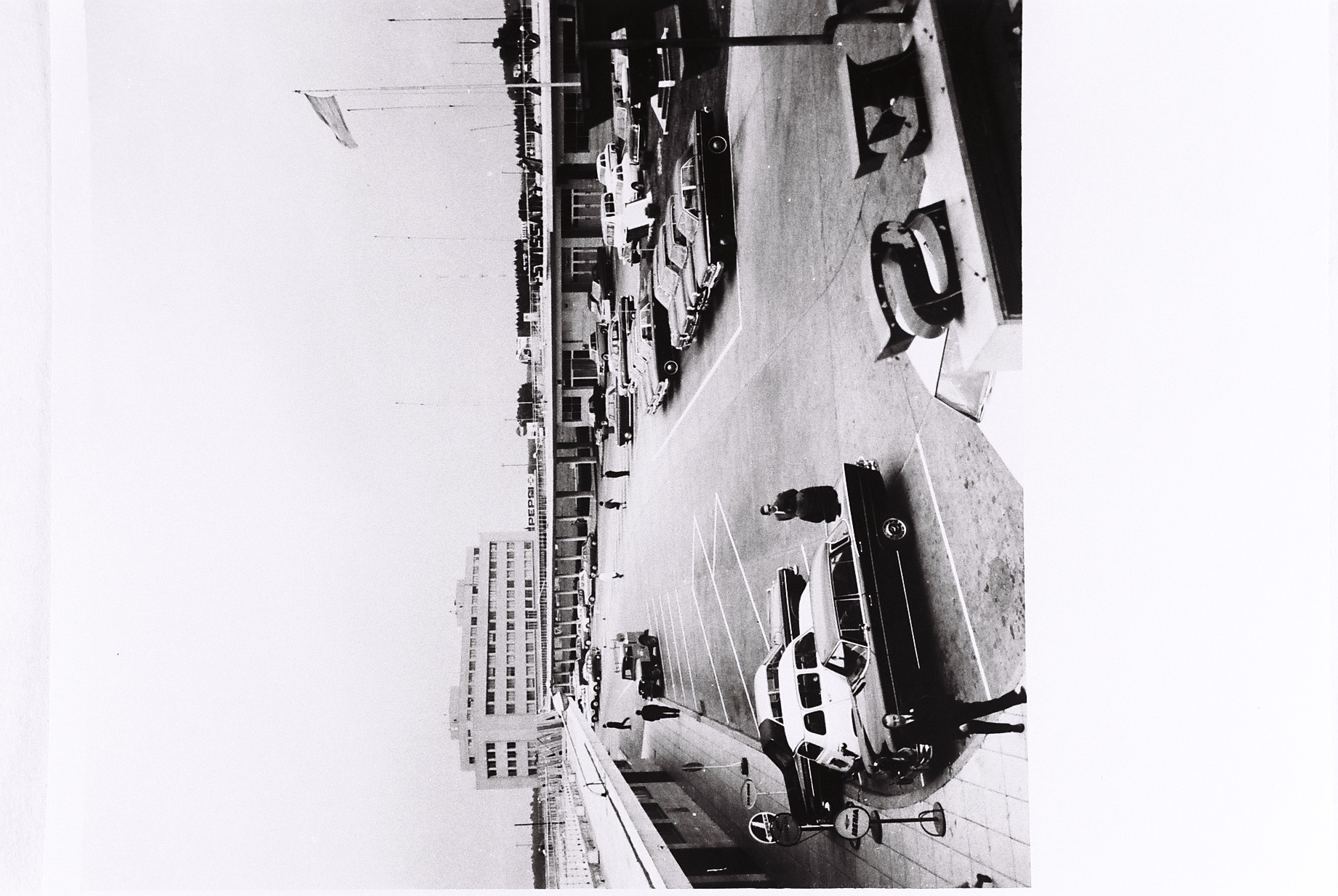 Hotel internacional y playa de estacionamiento Aeropuerto de Ezeiza
