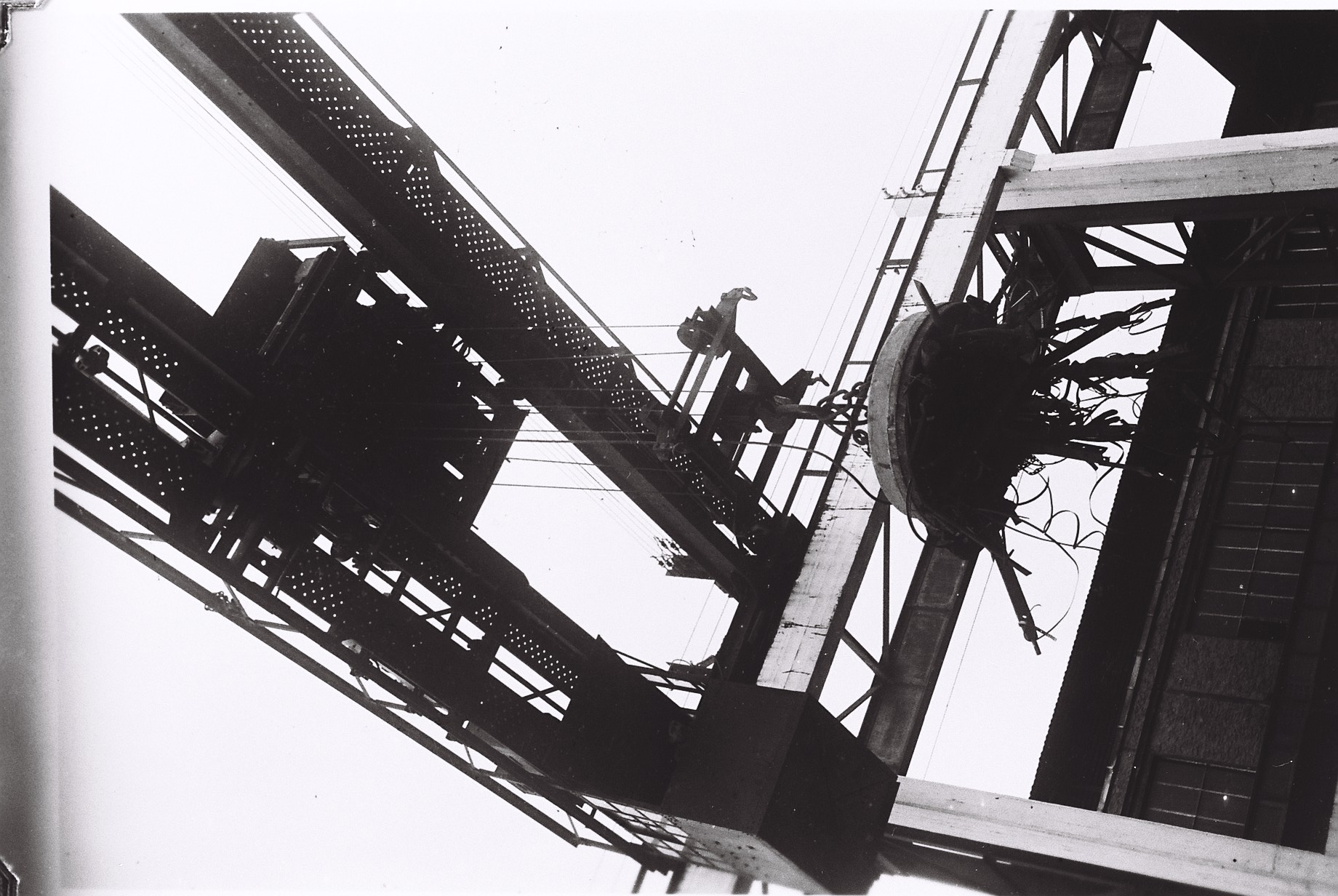AEG electroimán