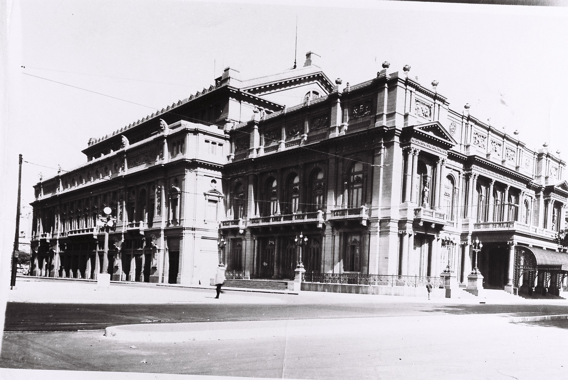 Vista del Teatro Colón