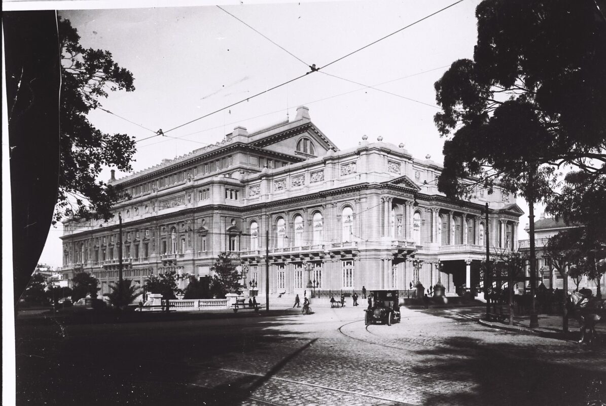 Ampliación del Teatro Colón