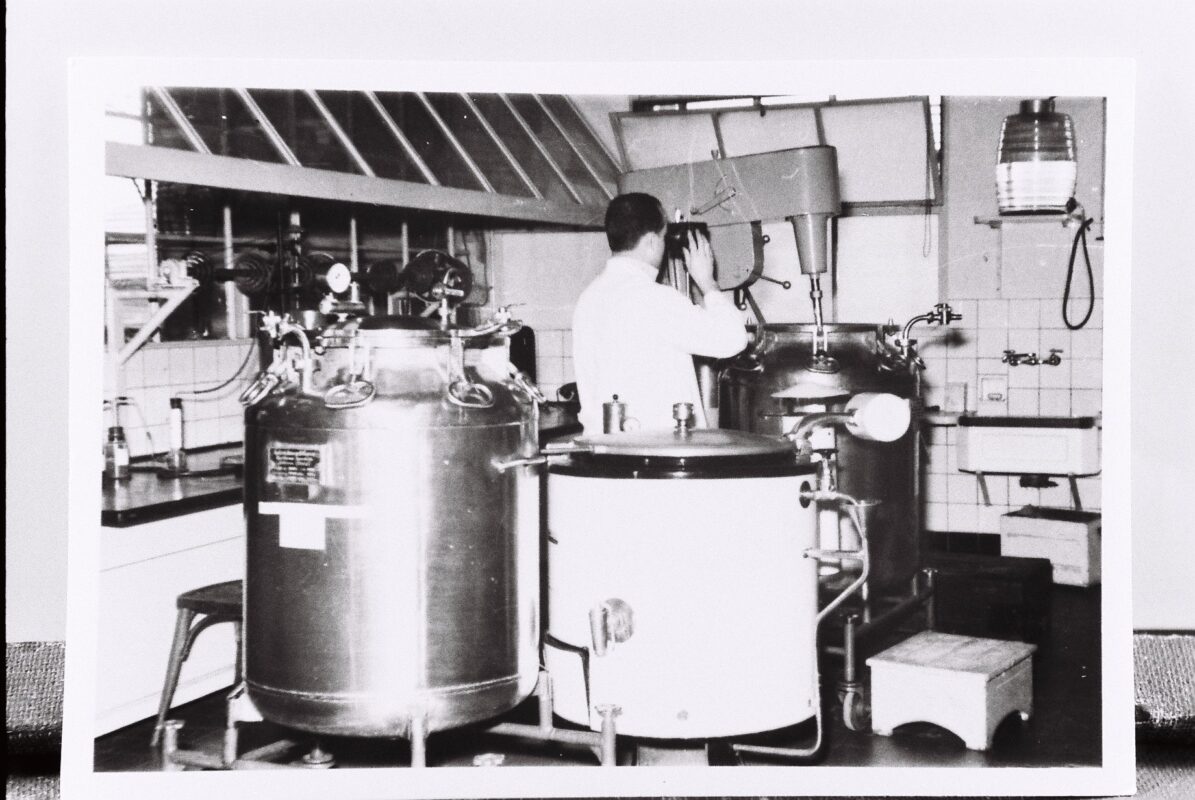 Química Bayer - fabricación Cnel Díaz