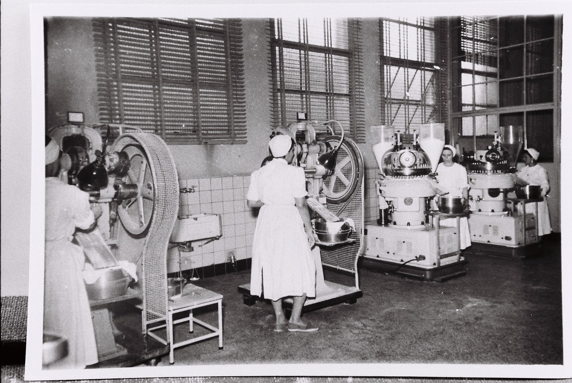 Química Bayer - fabricación Cnel Díaz