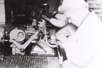 Química Schering - Sección Inyectables